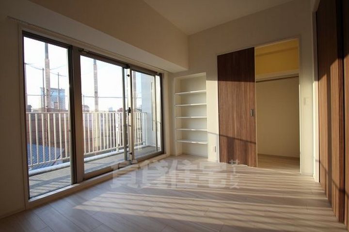 エステムプラザ京橋3リベルタの居間