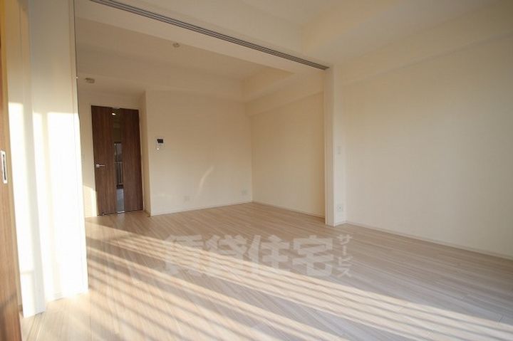 エステムプラザ京橋3リベルタの居間