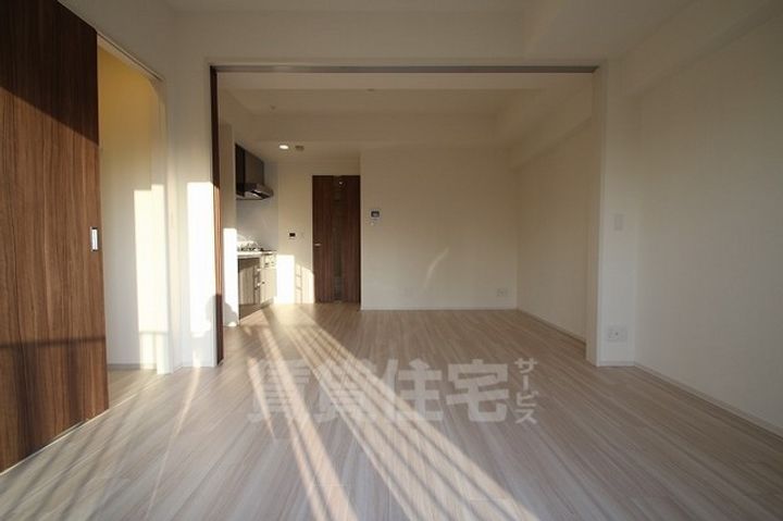 エステムプラザ京橋3リベルタの居間