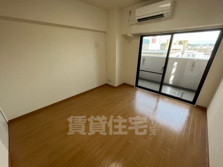 西宮北口プライマリーワンの居間