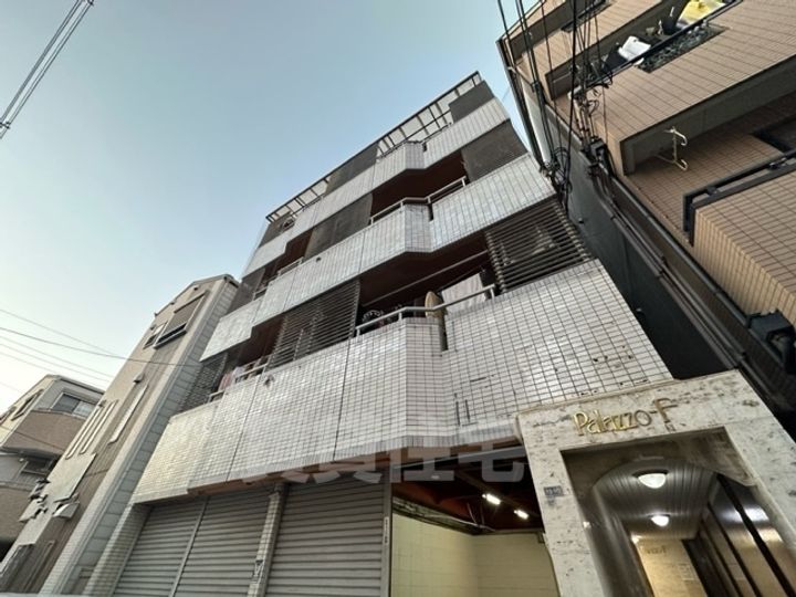 パラッツオFの外観