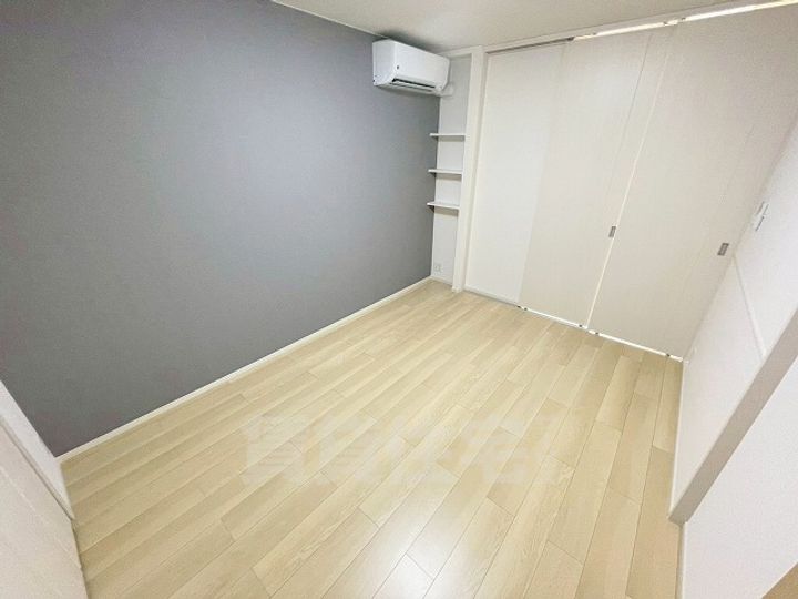 メゾンルミネ若松の寝室