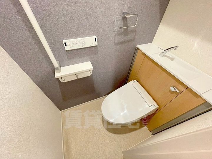 メゾンルミネ若松の内装