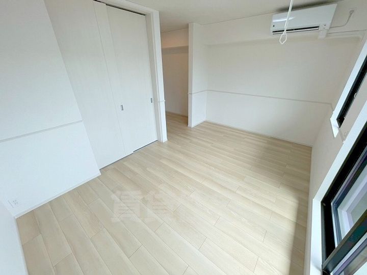 メゾンルミネ若松の内装