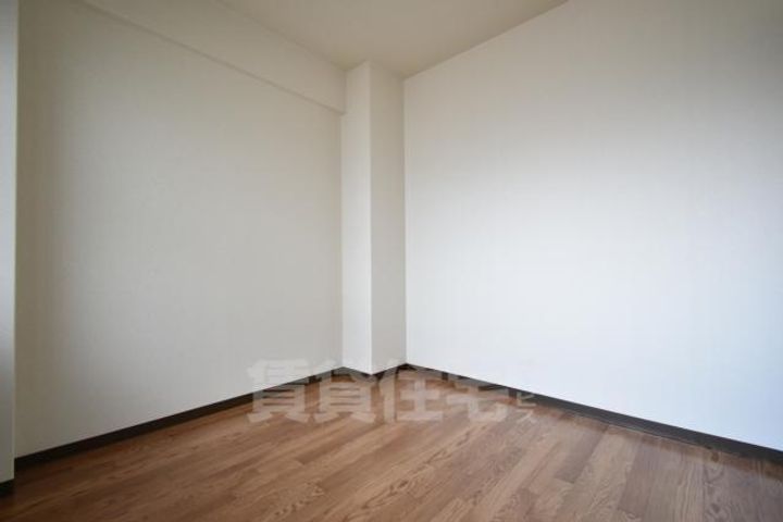 大阪府堺市堺区東雲西町2丁の賃貸マンションの寝室