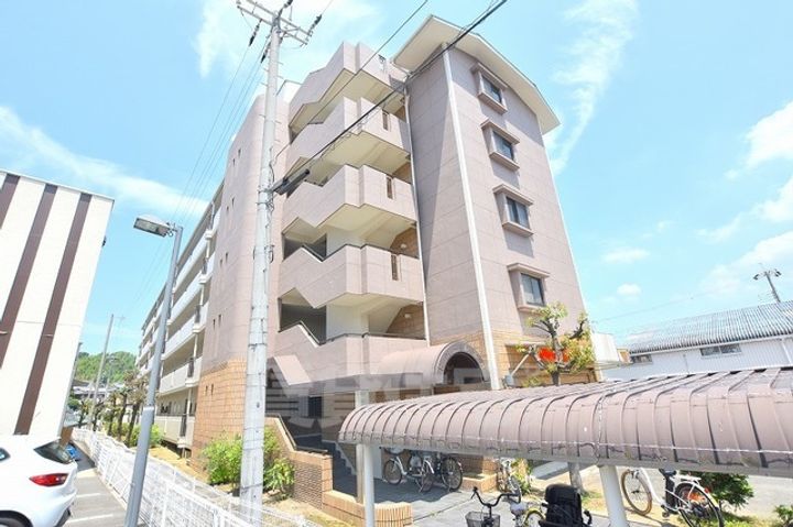 ドムール祐村506の外観