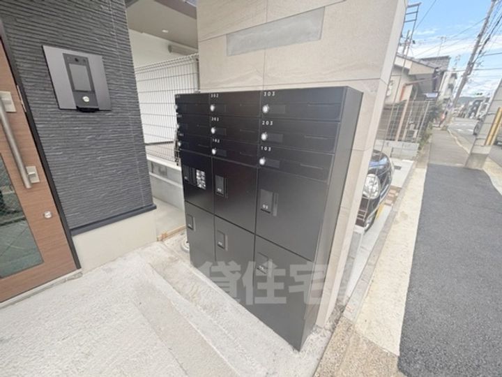 Side西ノ京の玄関