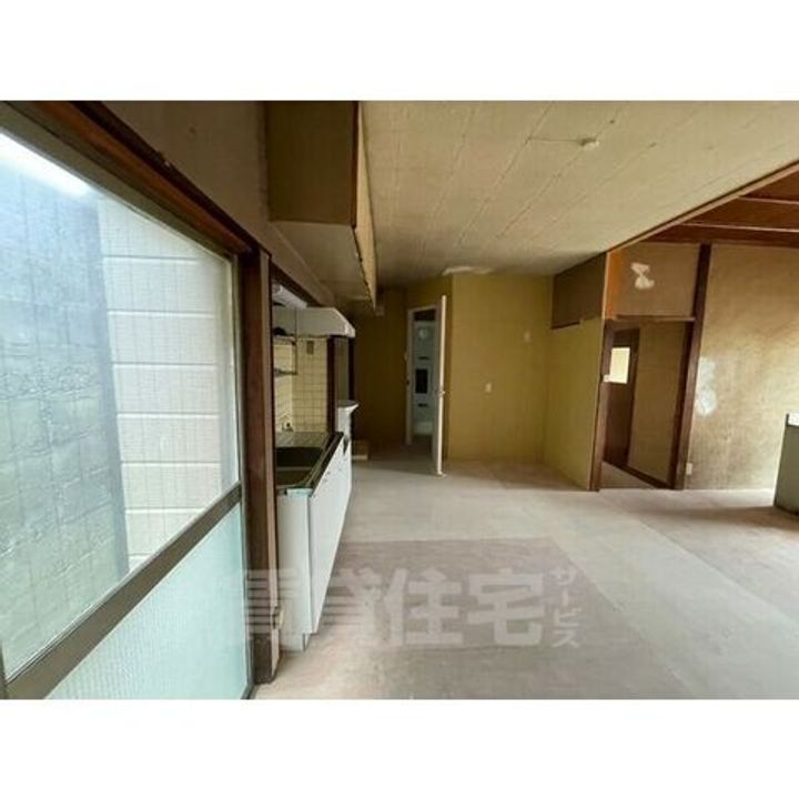 愛知県名古屋市千種区南ケ丘2丁目(一戸建)の賃貸物件の居間