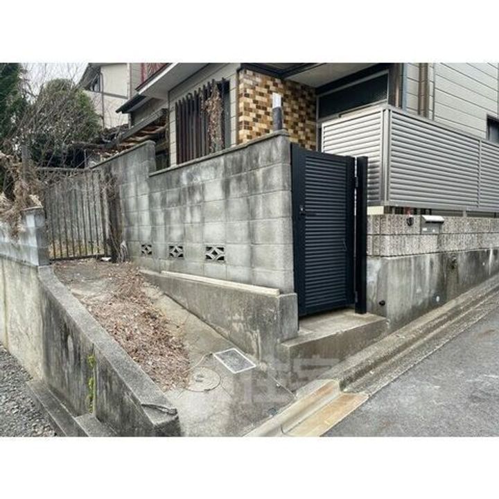 愛知県名古屋市千種区南ケ丘2丁目(一戸建)の賃貸物件の玄関