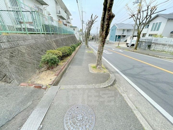 大阪府富田林市藤沢台3丁目の賃貸アパートの周辺