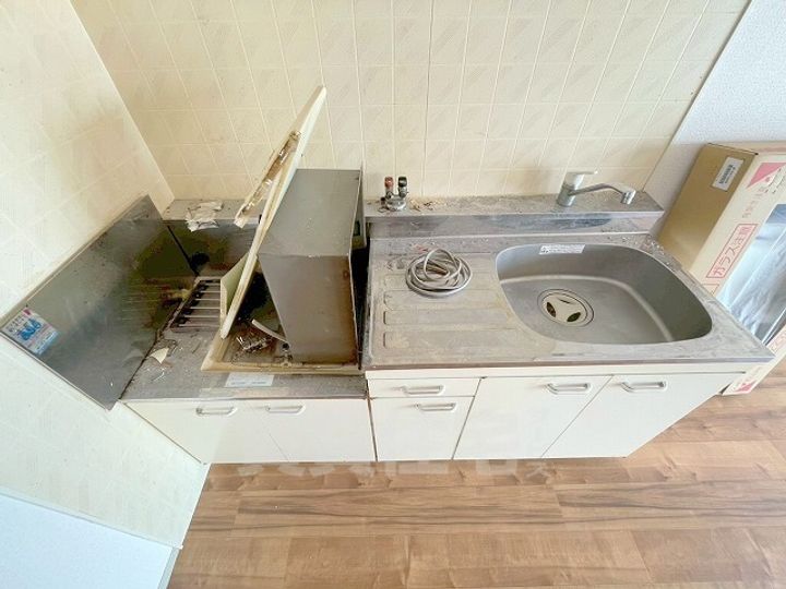 大阪府富田林市藤沢台3丁目の賃貸アパートのキッチン