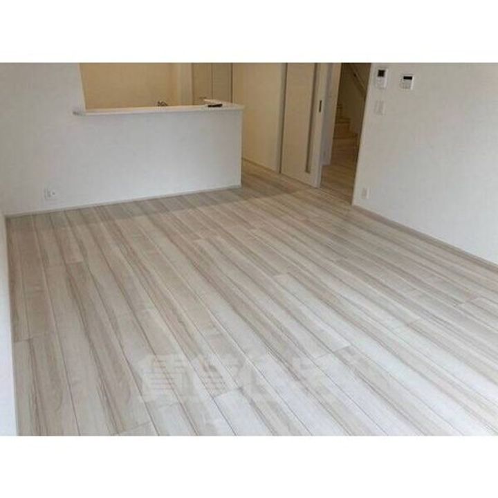 愛知県春日井市白山町8丁目(一戸建)の賃貸物件の居間