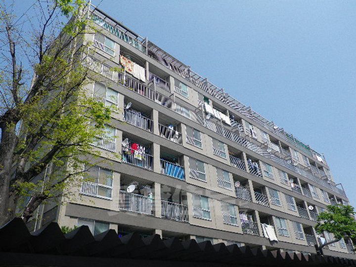 上飯田コーポラスの外観