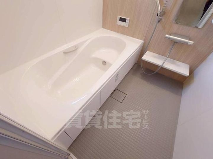 グローコート7の風呂