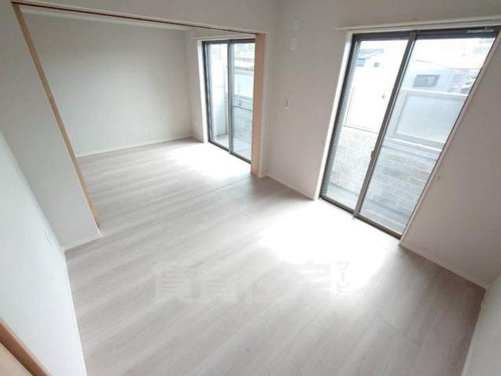 グローコート7の寝室