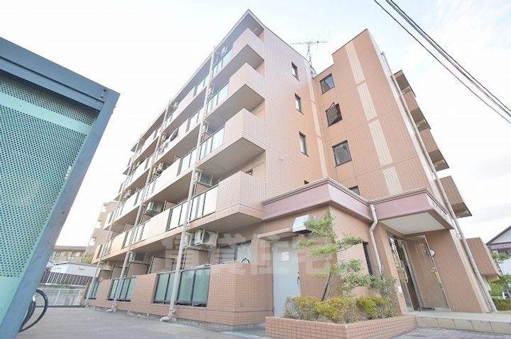 メゾンクレールの外観