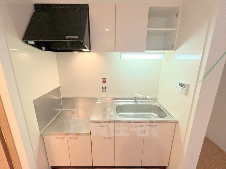 滋賀県守山市立入町の賃貸アパートのキッチン