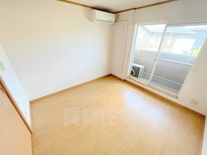 滋賀県守山市立入町の賃貸アパートの寝室