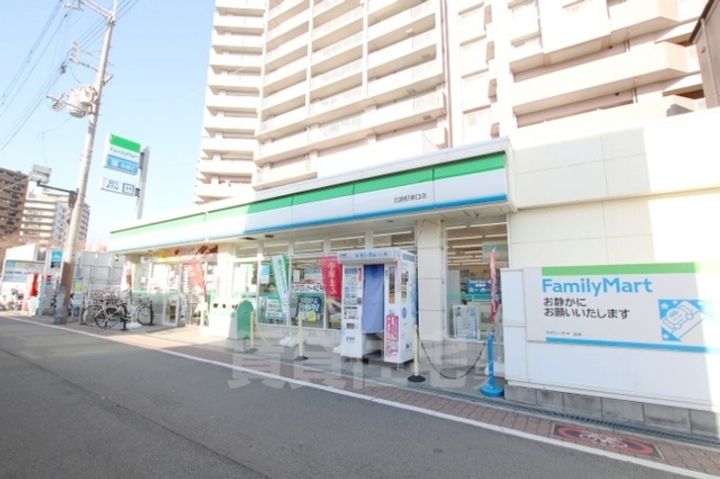 ワールドアイ大阪West Gateの周辺