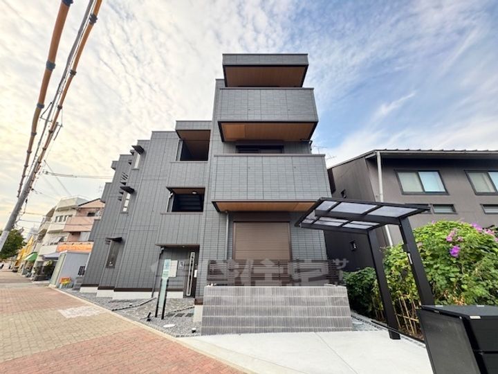 Pista神戸板宿の外観