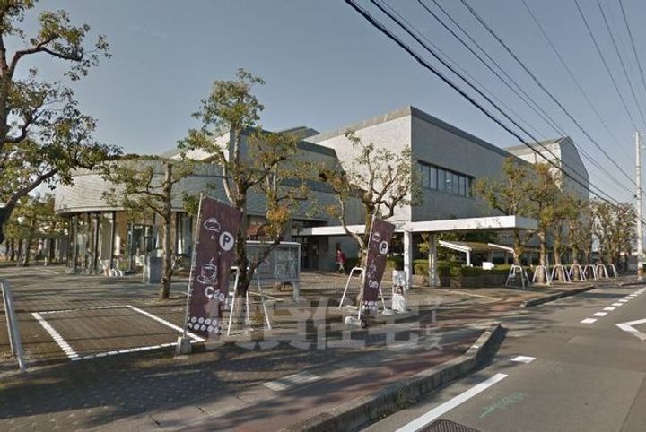 エクレール西井の周辺