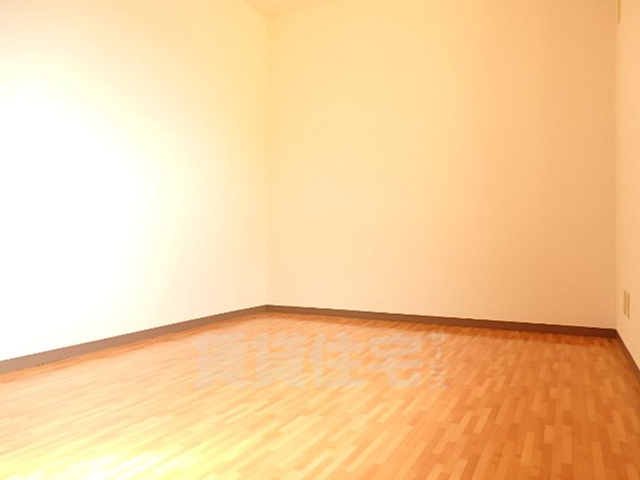 エクレール西井の居間