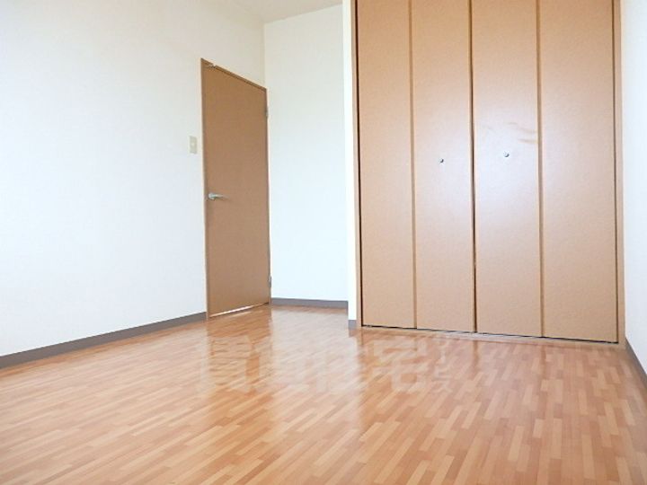 エクレール西井の居間