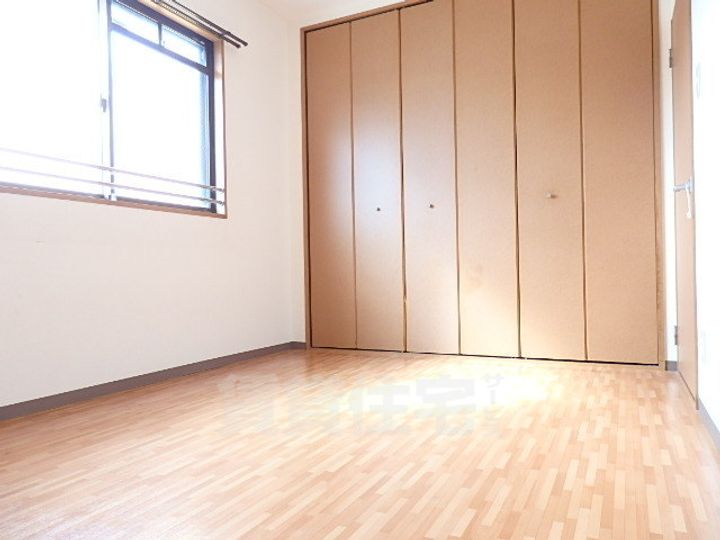 エクレール西井の寝室