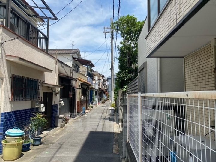 シナジコート十三東の周辺