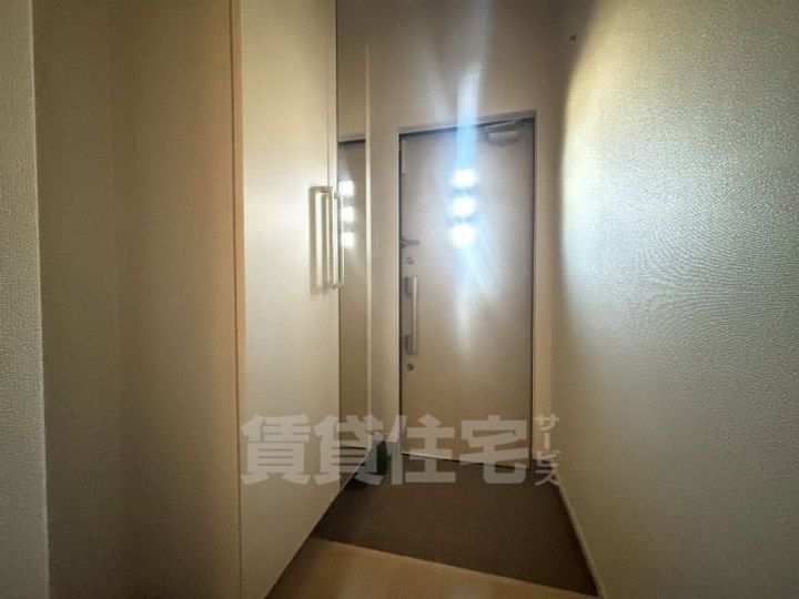 フラン 2の玄関