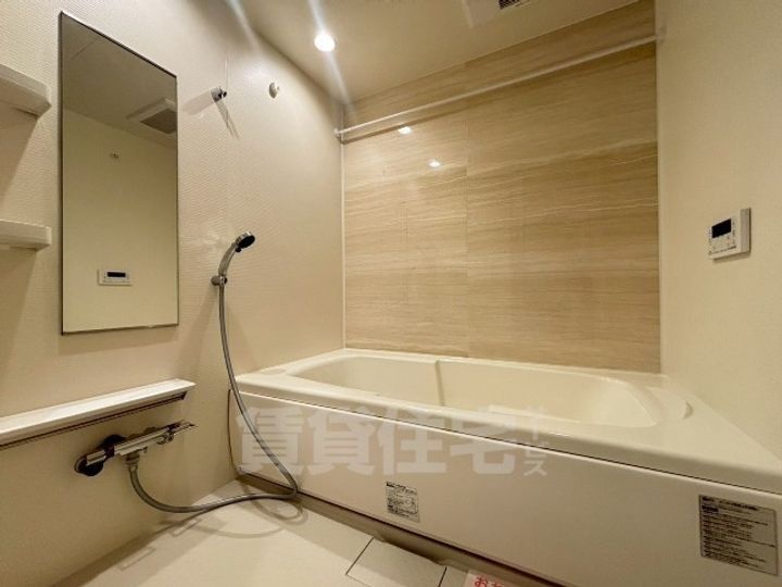 フラン 2の風呂