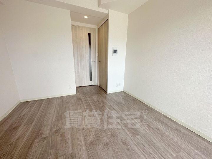 グランカリテ北大阪リヴィエの居間