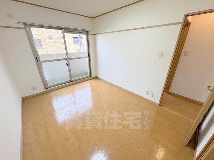 第5サンライフ瀬田の寝室