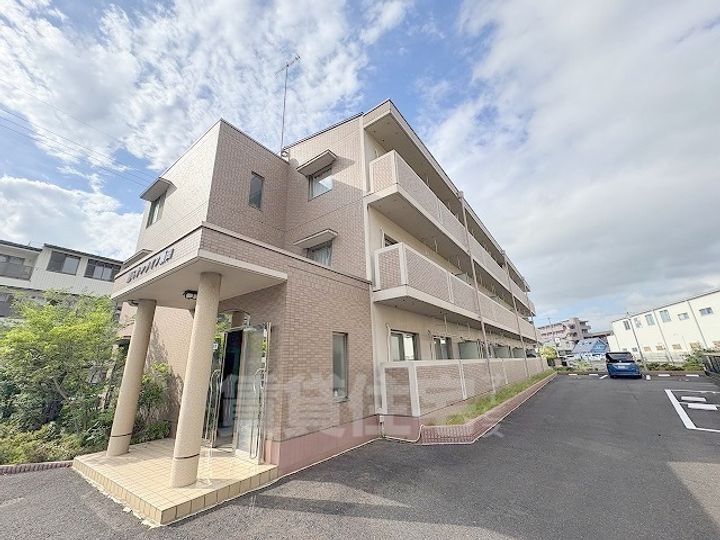 第5サンライフ瀬田の外観