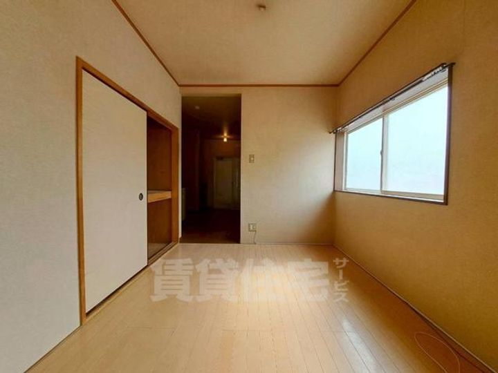 大阪府大阪市淀川区加島3丁目の賃貸アパートの居間