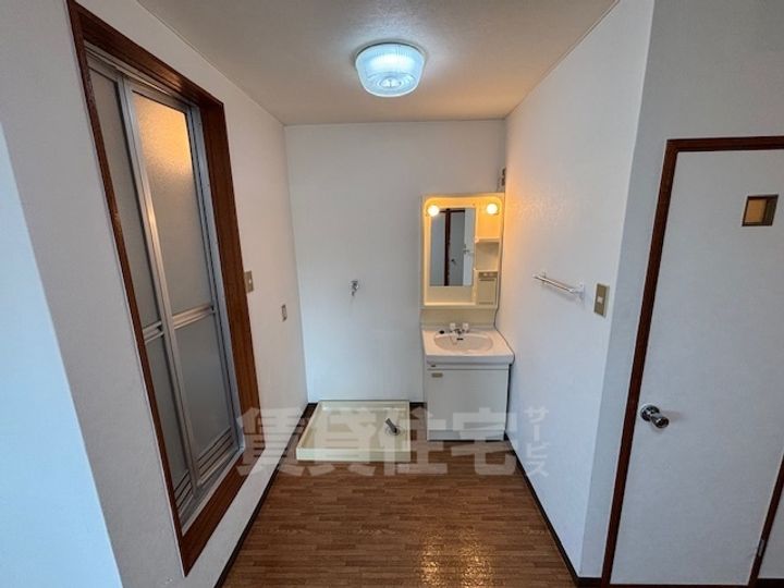 奥野ビルの内装