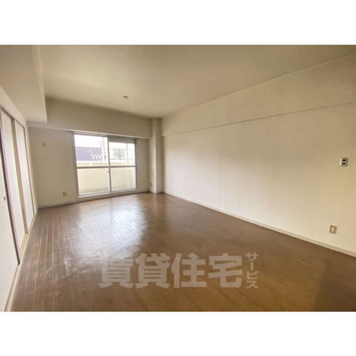 アベニュー泉の居間