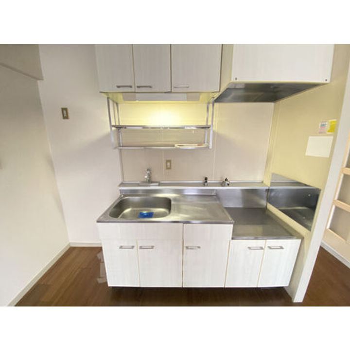 アベニュー泉のキッチン