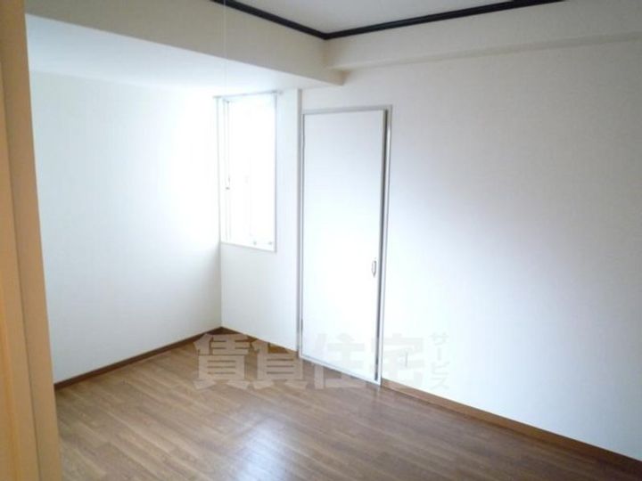 ロイヤルコートの居間