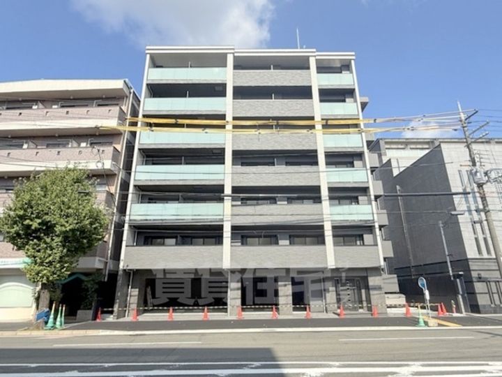 MAYFAIR OIKE PREMIUMの外観