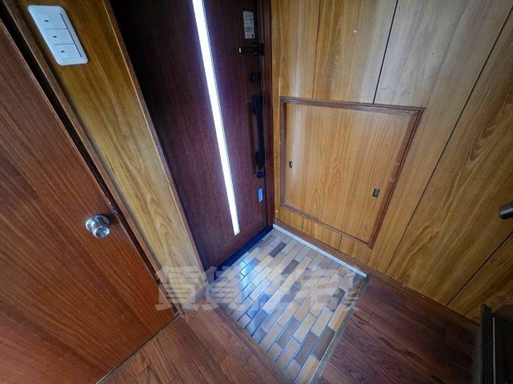 大阪府東大阪市横枕西(一戸建)の賃貸物件の玄関