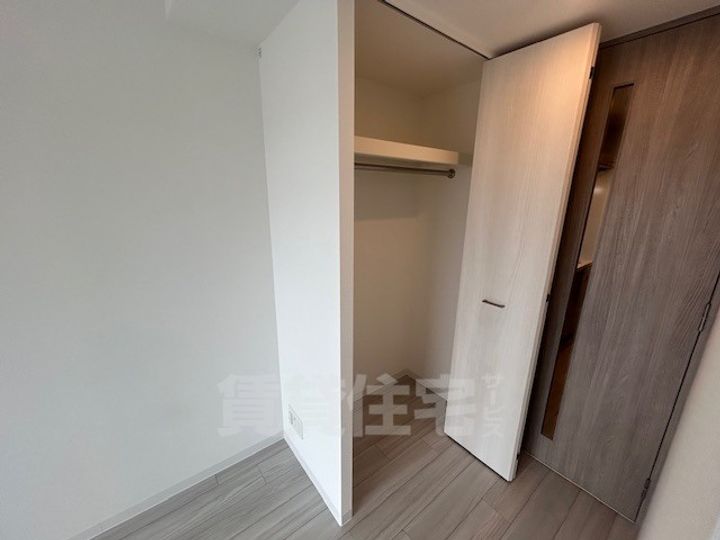 大阪府大阪市淀川区加島3丁目の賃貸マンションの内装