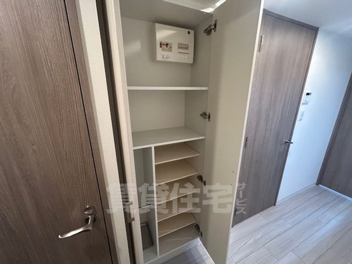 大阪府大阪市淀川区加島3丁目の賃貸マンションの内装