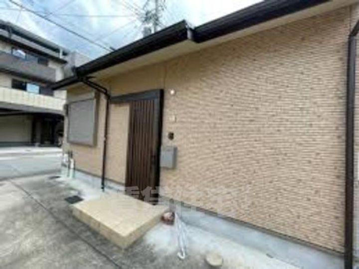 三ノ宮西小路の外観