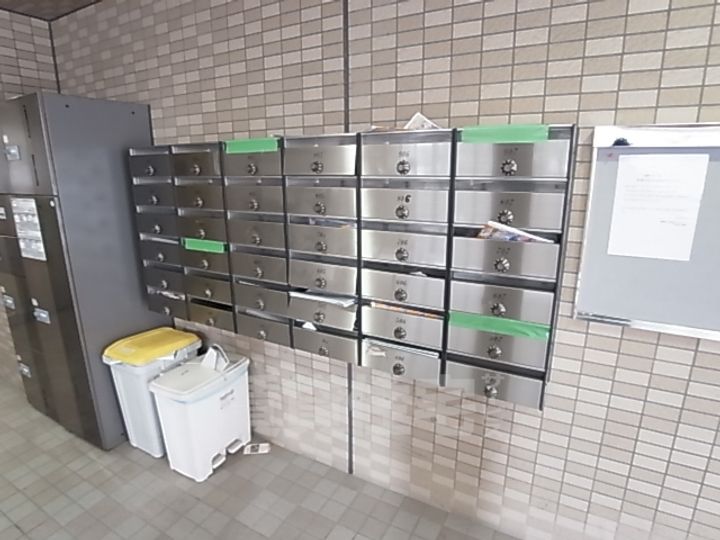 マリンシティ三宮の玄関