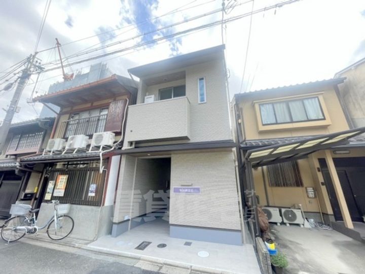 wis御靈前の外観