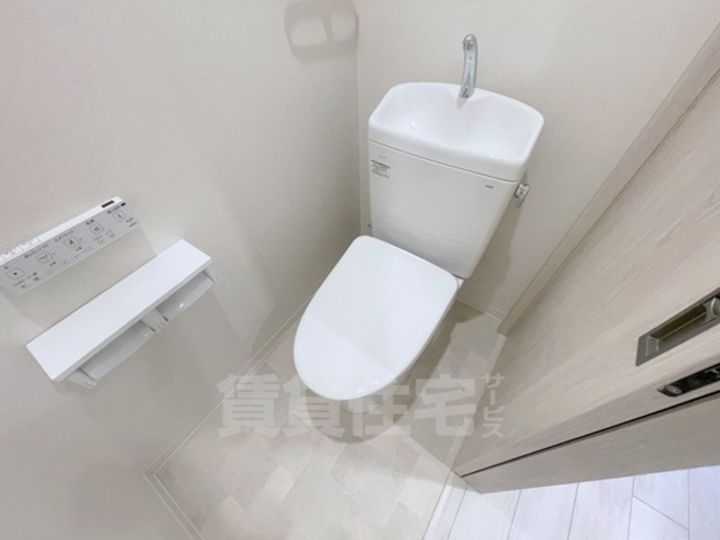 wis御靈前の内装