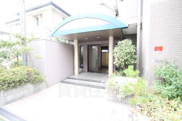 大阪府大阪市住吉区我孫子3丁目の賃貸マンションの玄関