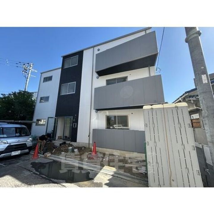 大阪府堺市北区中百舌鳥町5丁の賃貸アパートの外観