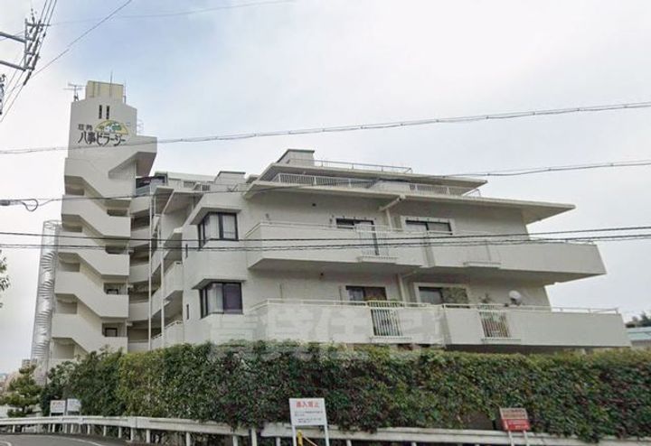 愛知県名古屋市天白区八事山の賃貸マンションの外観